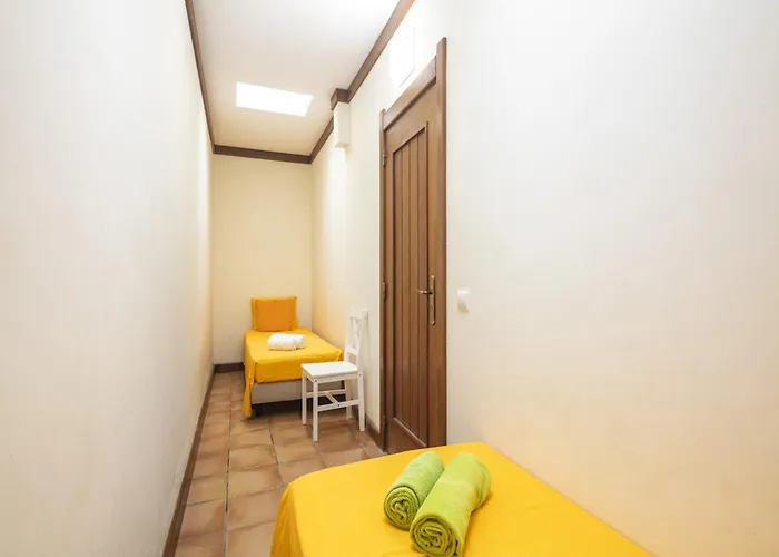 Family-friendly Coastal Retreat In Nyaraló