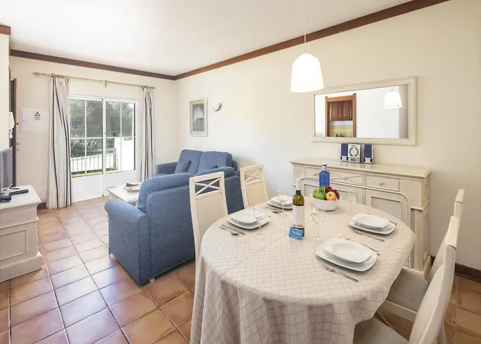 Nyaraló Family-friendly Coastal Retreat In Benagil