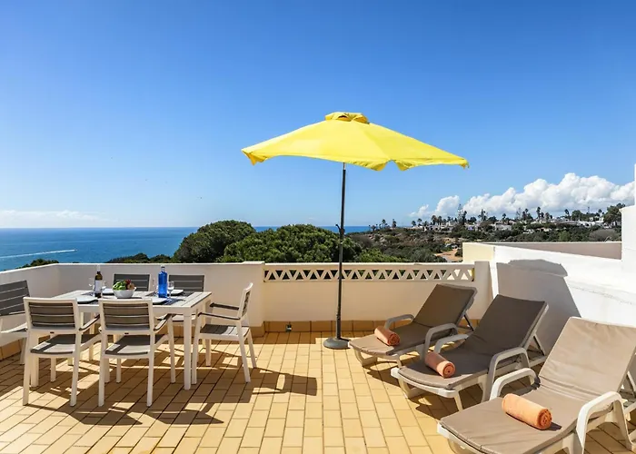 Nyaraló Family-friendly Coastal Retreat In *