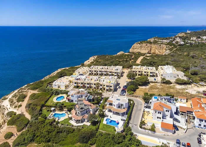 Family-friendly Coastal Retreat In * Benagil